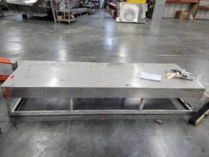 lot 47527 image: 8ft Metal Diamond Plate Bench
