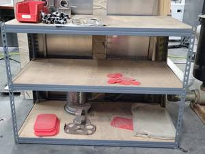 lot 47505 image: 3 Tier Adjustable Work Station W Assorted Parts