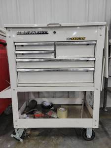 lot 41521 image: U.S. General Tool Box