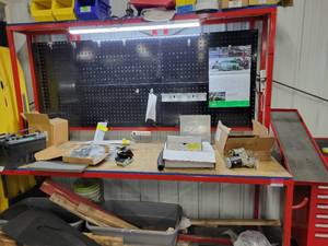 lot 41523 image: Large Red Work Bench