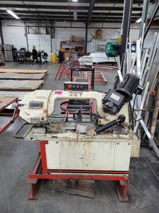 lot 47552 image: Jet Horizontal Geared Head Bandsaw W8ft Conveyer