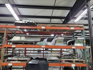 lot 47561 image: Contents Of Right Side Of Industrial Shelf - See Photos