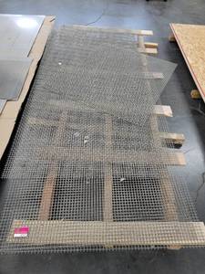 lot 47575 image: Pallet of Metal Grate