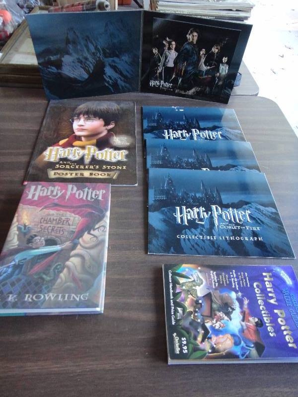 lot 2197 image: Harry Potter Collectible Lot
