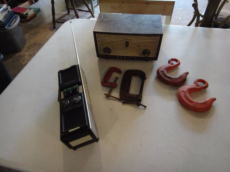 lot 1023 image: Vintage Man Cave Lot STEEL HOOKS AND CLAMPS, OLD Transceiver, Antique Zenith Radio