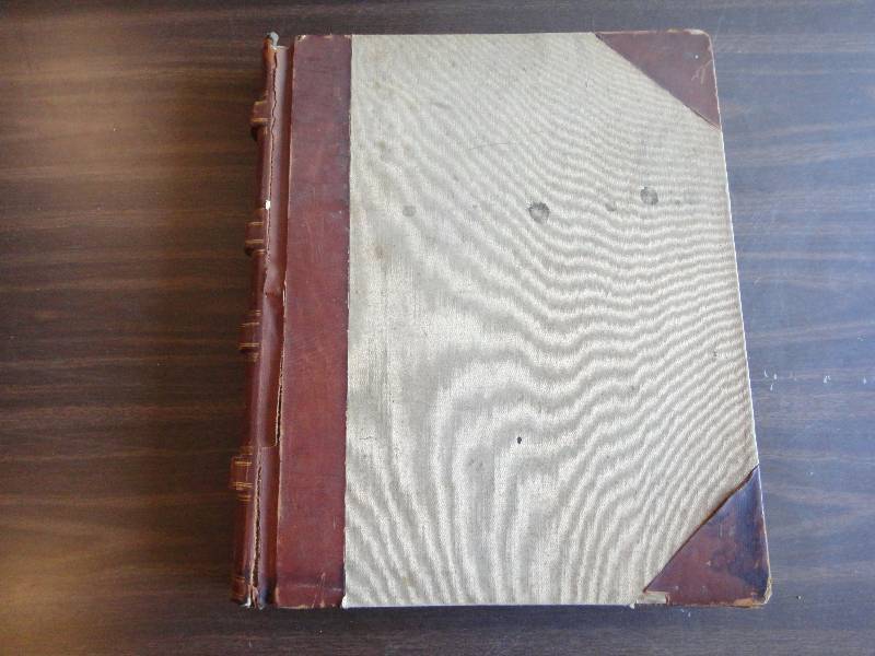 lot 1627 image: ANTIQUE BANK REGISTER Citizens Bank Daily Balance Register from 1900