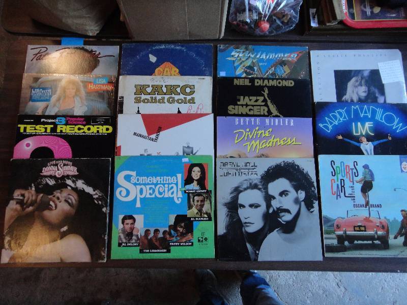 lot 1889 image: VINTAGE RECORD ALBUM LOT Pat Benatar, Hall and Oates, MORE