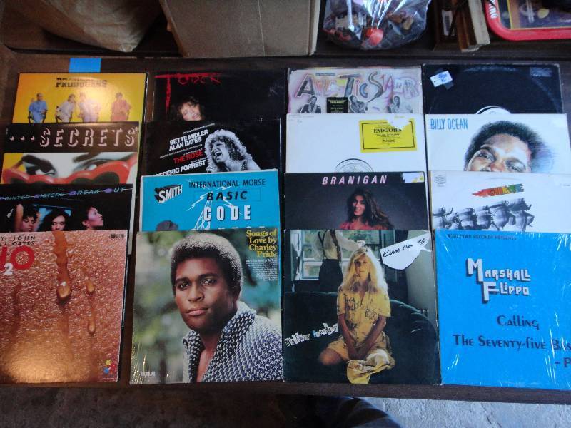 lot 1892 image: VINTAGE RECORD ALBUM LOT Huge Variety