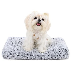 lot 13559 image: Washable Dog Bed Deluxe Plush Dog Crate Beds Fulffy Comfy Kennel Pad Anti-Slip Pet Sleeping Mat for Large, Jumbo, Medium, Small Dogs Breeds, 21 x 13, Gray
