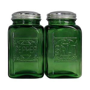 lot 13916 image: Ritadeshop Depression Style Glass Salt and Pepper Shakers (Green)