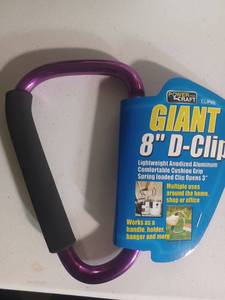 lot 26 image: New 8 inch D clip many uses has rubber handle