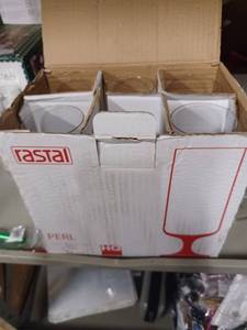 lot 41 image: Perl Goblet Pilsner Beer Glasses - for Drinking Lager, Pilsner, & Seltzer, German Made,