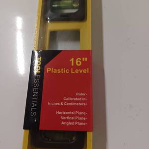 lot 54 image: New 16 inch level tool