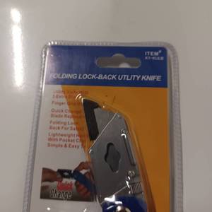 lot 56 image: New foldback utility knive