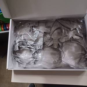 lot 67 image: Large box cookie cutters