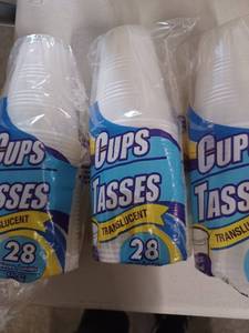 lot 100 image: 3 lots pkgs of translucent cups