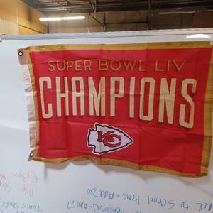 lot 104 image: New chiefs superbowl banner