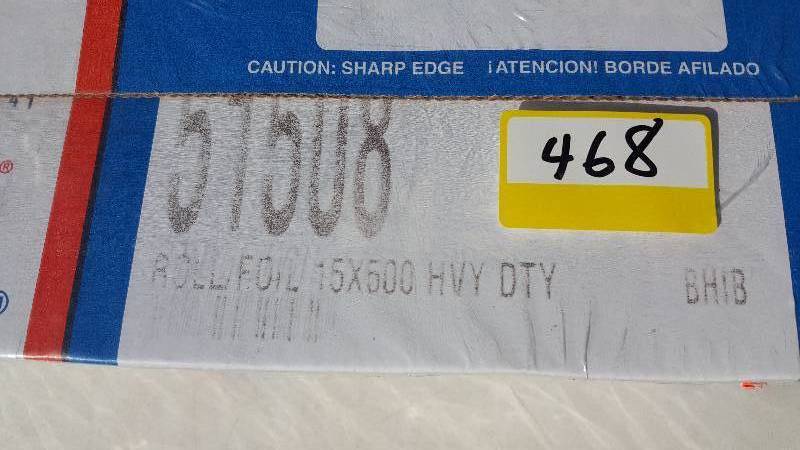 lot 468 image: Large Roll of Handi Foil Heavy Duty 15 x 500 ft