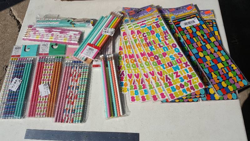 lot 489 image: Lot of Stickers and Pencils