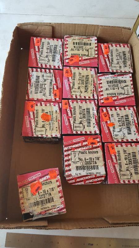 lot 523 image: 12 Boxes of #8-10 x 78 Plastic Anchors (1200 Pieces)