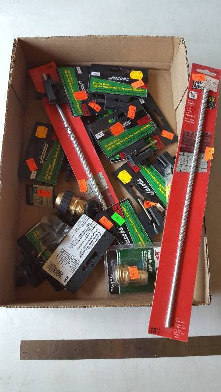 lot 530 image: Lot of 11 Jacobs Chucks, Rotary Bits and Hose Repair Fittings