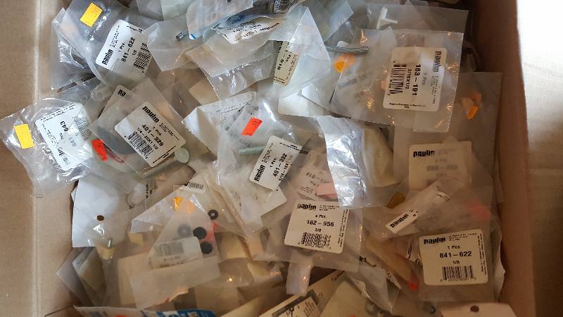 lot 533 image: Large lot of Hardware New In Packaging 100s Pcs