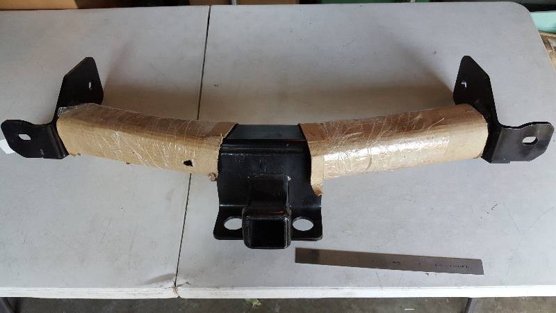 lot 553 image: Ford F150 & Lincoln Mark LT Trailer Hitch 82842