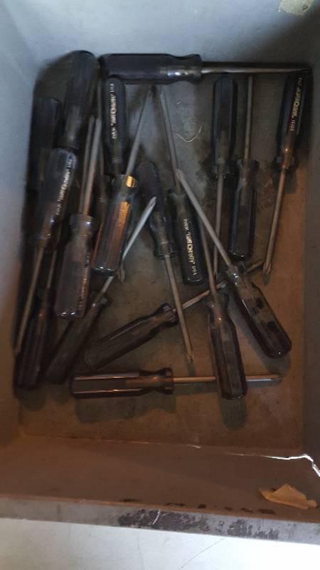 lot 582 image: 20 Phillips Screwdrivers 6