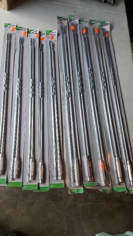 lot 585 image: 10  Turnbuckles 5 - 50 and 5 - 42