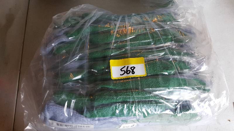 lot 570 image: 12 Pair of Cloth With Rubber Palm Gloves Size Large
