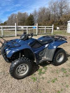 lot 1003 image: 2007 Honda TRX 420 TE Rancher Automatic, Started up-runs good