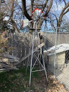 lot 1024 image: Windmill 8 ft tall