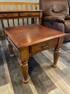 lot 2005 image: Wooden single drawer side table 21 x 24 x 28 in (matches lot 2006)
