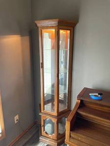lot 2010 image: Curio cabinet 70 x 25 x 12 in