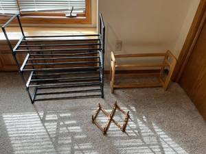 lot 2017 image: Shoe and coat racks