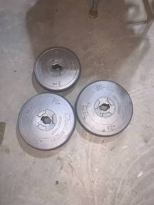 lot 2050 image: Weights. Located in basement