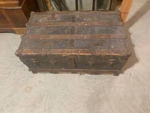 lot 2056 image: Vintage trunk. 17 x 38 x 23. Located in the basement