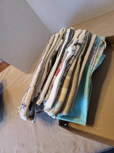 lot 2130 image: Kitchen towels