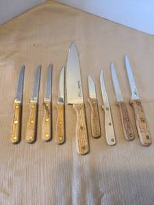 lot 2137 image: Kitchen knives