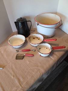 lot 2139 image: Red and white enamelware and a percolator