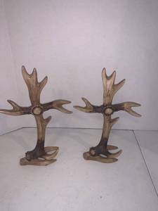 lot 2229 image: Approximately 10 inches tall crosses made from antlers