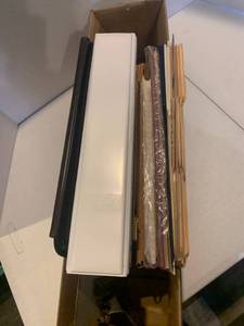 lot 2233 image: Office supplies
