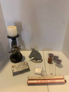 lot 2250 image: Candles, candle holder with antlers and more