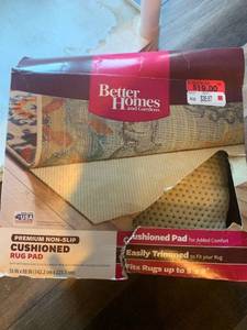 lot 2266 image: Better Homes and Garden cushioned rug pad