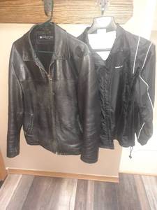lot 2306 image: Mens wind breaker Reebok sized large. Mens leather coat. Kenneth Cole sized medium