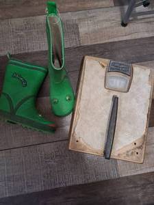 lot 2428 image: Childs size 11 rubber frog boots and a Health-o-meter scale