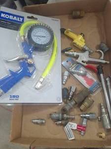 lot 3101 image: Kobalt inflator gun, tire gauge, air blow parts and more