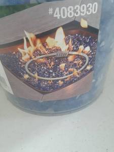 lot 3108 image: Bucket of blue fire glass and 2 rocks