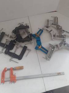 lot 3110 image: Various clamps