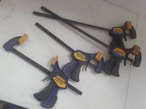 lot 3112 image: Irwin quick grip clamps